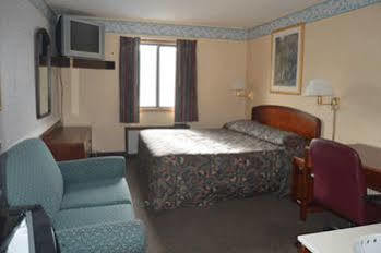 Budget Inn Of Tazewell County Pounding Mill 외부 사진